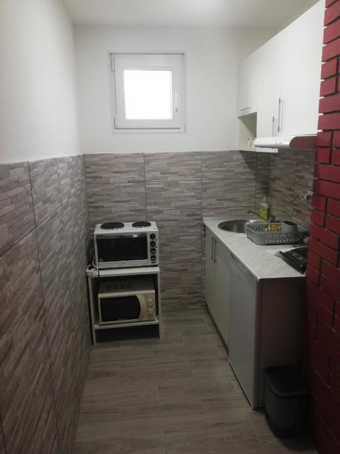 Apartmani Kuljanin โดนยี มิลาโนวัซ ภายนอก รูปภาพ